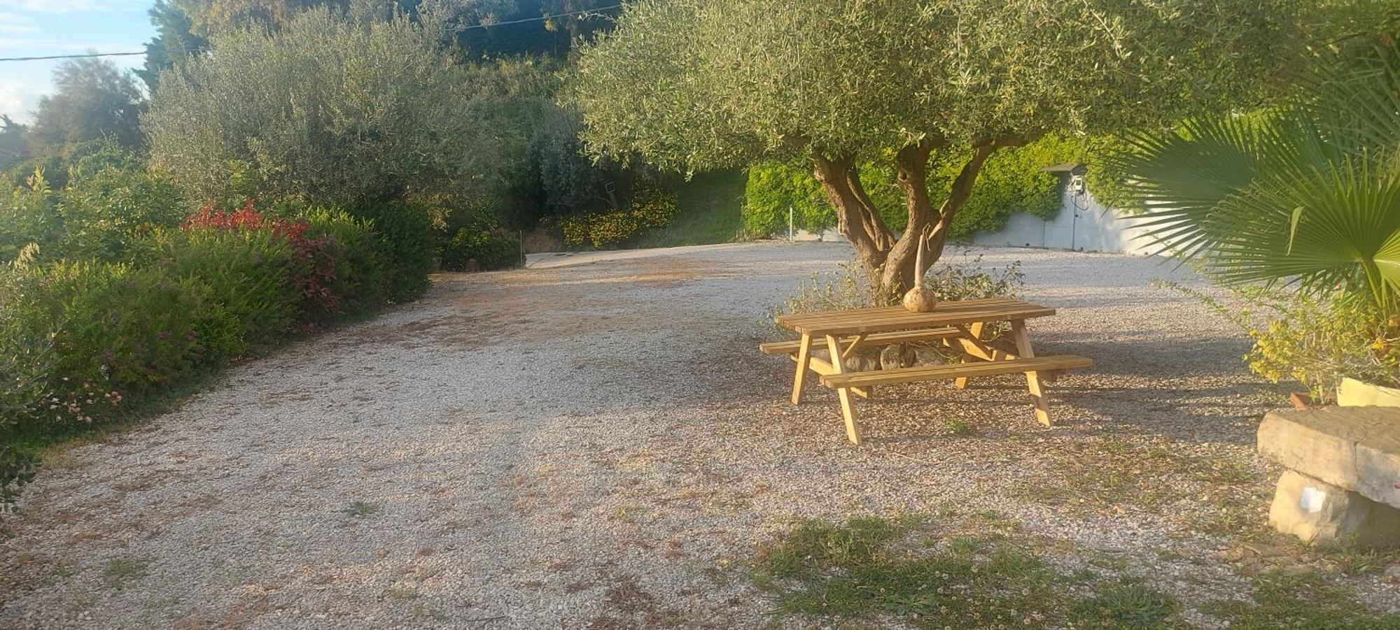 B&B Binario Nove E Tre Quarti Agropoli Exteriör bild